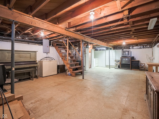 basement featuring washer / dryer