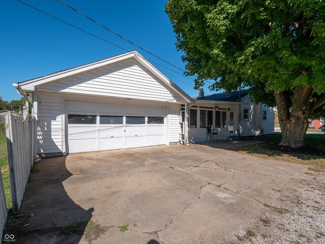 view of front of property