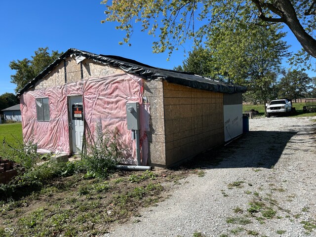 view of outdoor structure