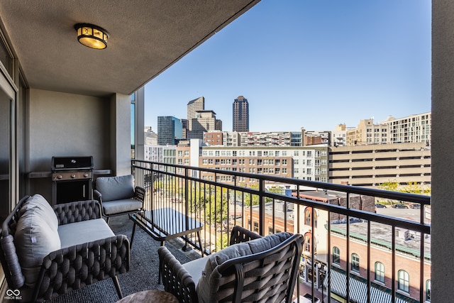 balcony featuring a grill