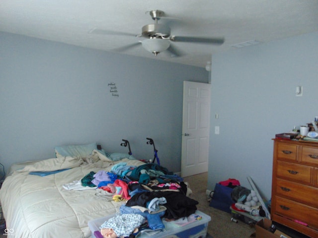 bedroom with carpet flooring and ceiling fan