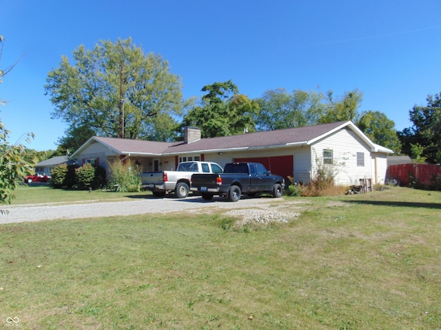 view of front facade featuring a front yard