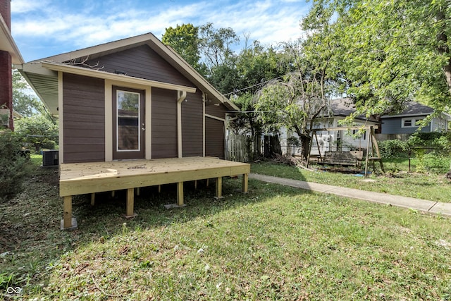 view of yard featuring a wooden deck