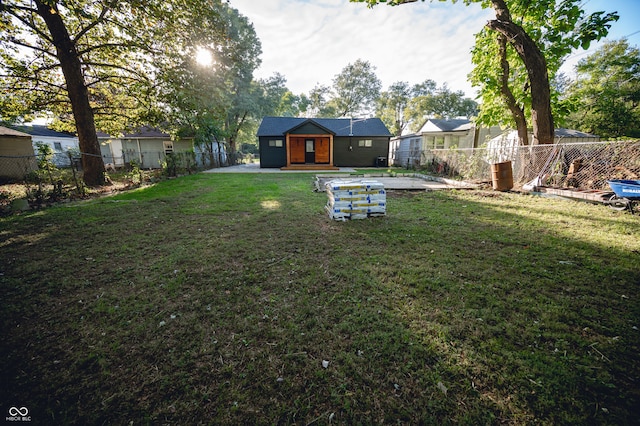 view of yard with a patio area