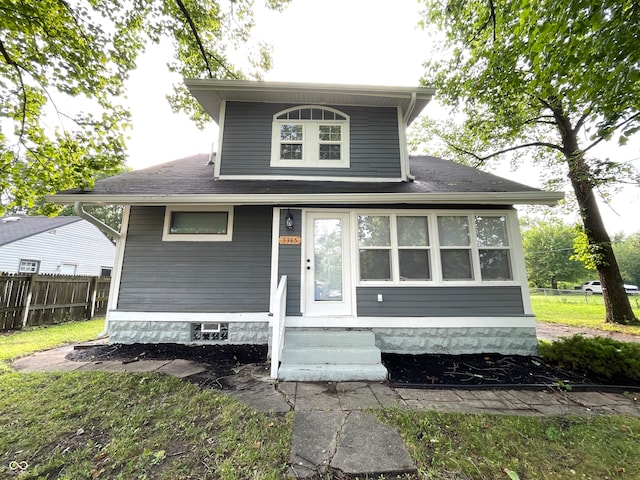 view of front of property