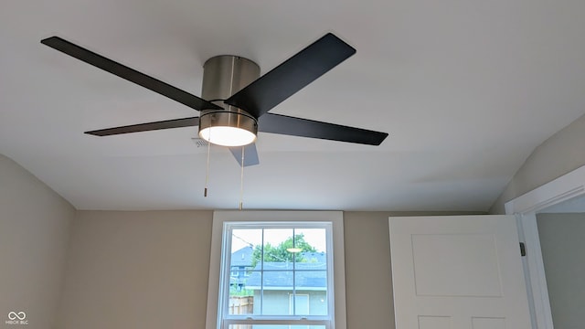 details featuring ceiling fan