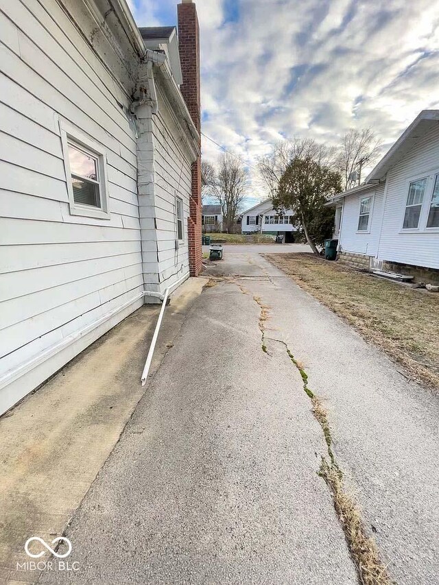 712 W Queen St, Muncie, IN 47303 - photo 23