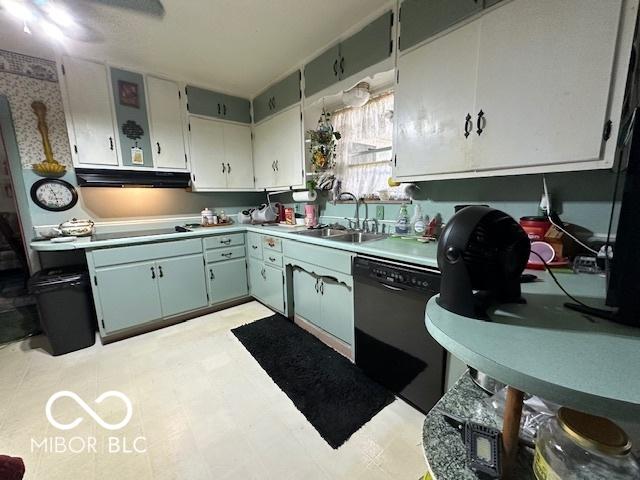 4434 E 46th St, Indianapolis, IN 46226 - kitchen with light countertops, a sink, range hood, and black appliances