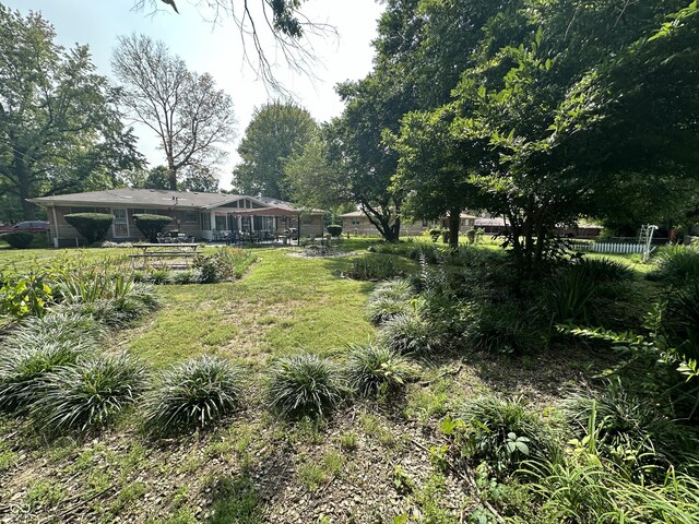 4434 E 46th St, Indianapolis, IN 46226 - view of yard featuring fence