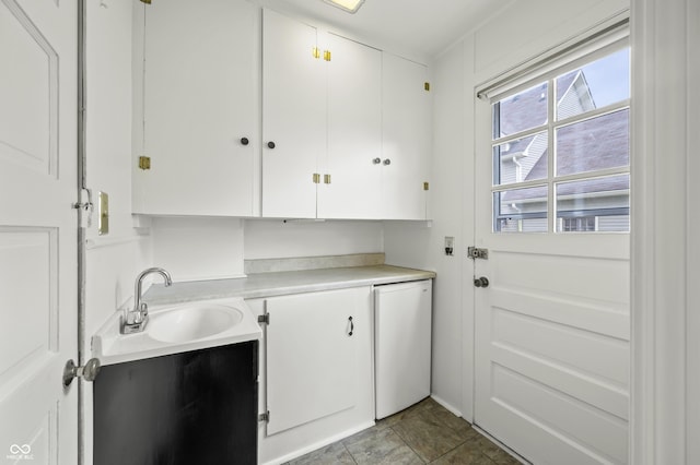 610 E Morgan St, Martinsville, IN 46151 - washroom featuring a sink