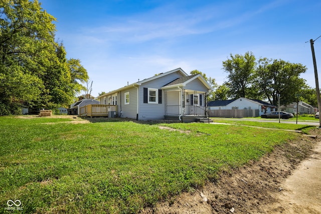 view of front of home with a front yard