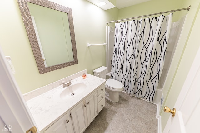 full bathroom with vanity, toilet, and shower / tub combo with curtain