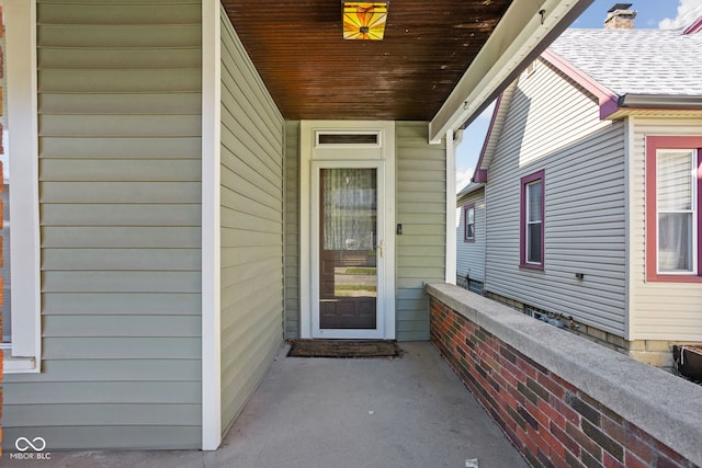 view of property entrance