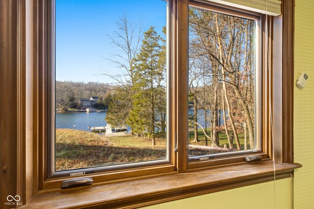 interior details featuring a water view