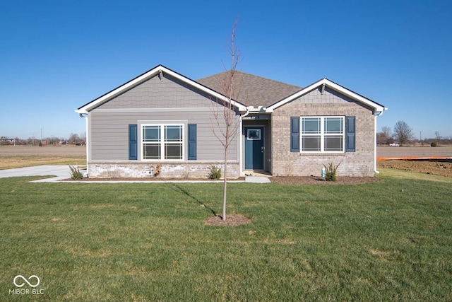 view of front of house with a front lawn