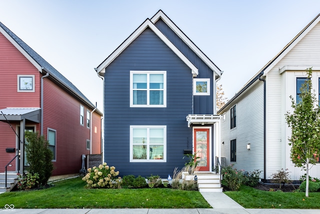 view of front of property featuring a front lawn