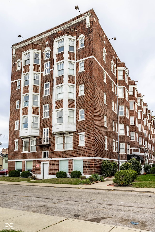 view of building exterior