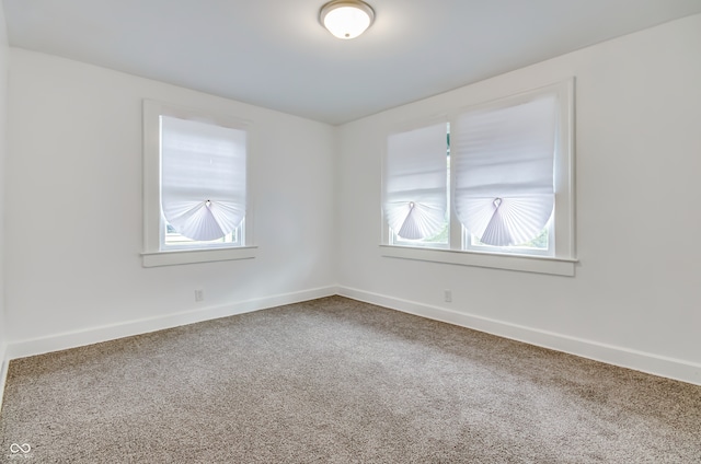 empty room featuring carpet