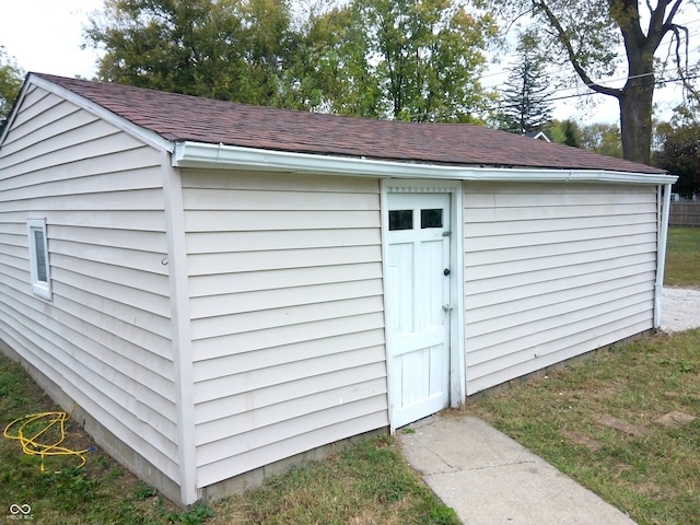 view of outdoor structure