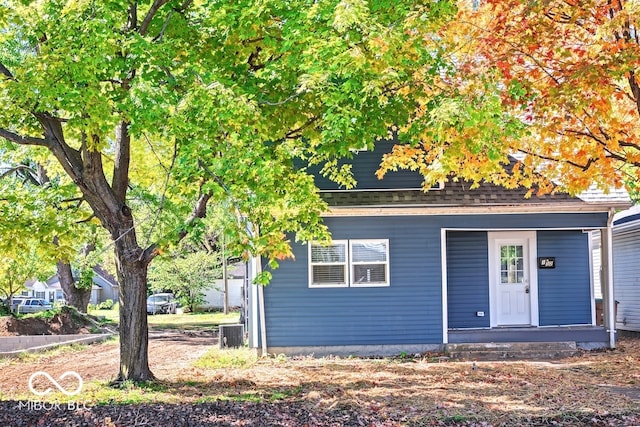 view of front of property featuring cooling unit