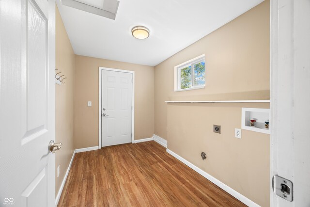 3233 Plum Creek Rd, Nashville, IN 47448 - washroom featuring laundry area, washer hookup, baseboards, electric dryer hookup, and wood finished floors