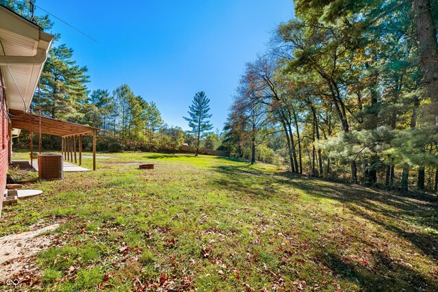 3233 Plum Creek Rd, Nashville, IN 47448 - view of yard featuring cooling unit