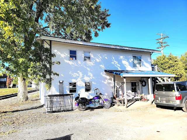 view of front of property