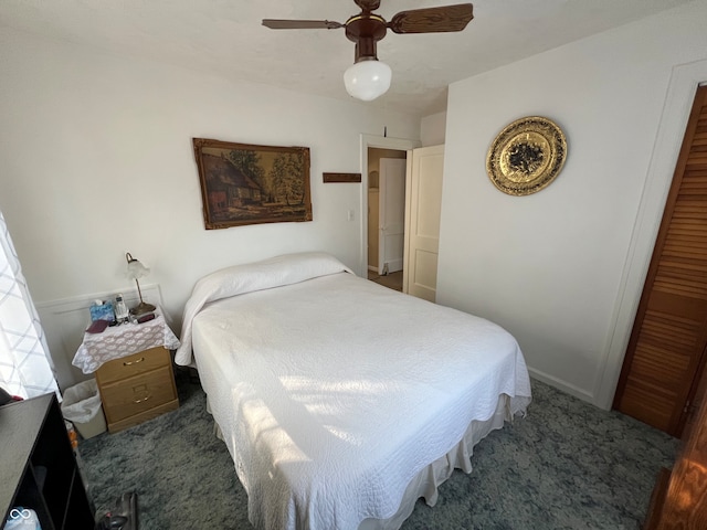 bedroom with carpet flooring and ceiling fan