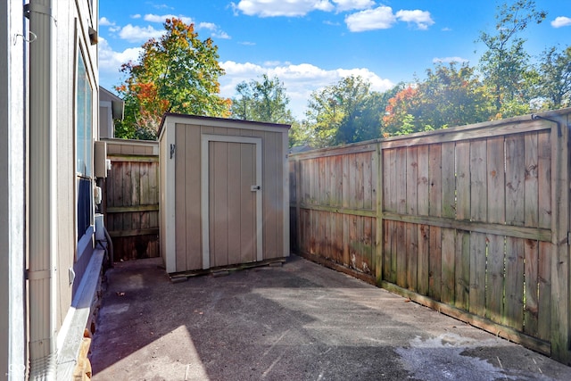 view of outbuilding