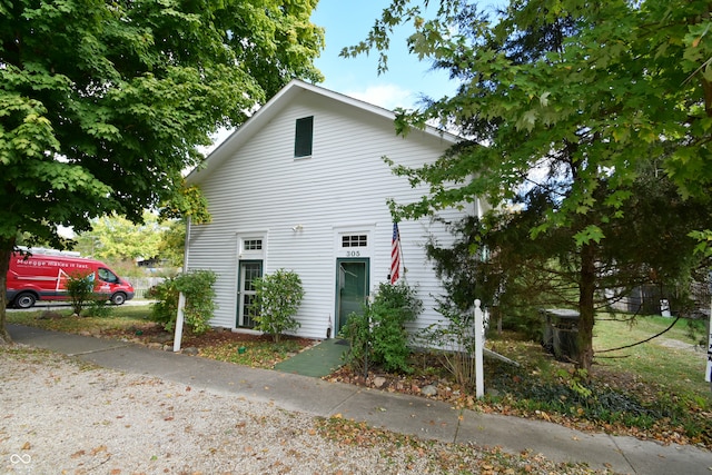 view of property exterior