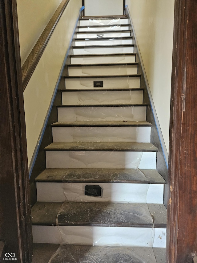 201 W Walnut St, Waldron, IN 46182 - view of stairway
