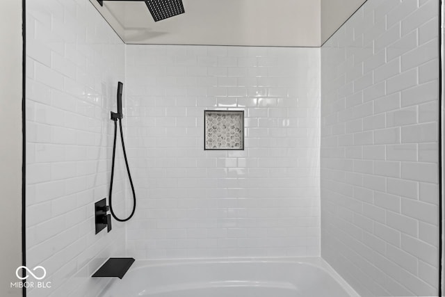 bathroom featuring shower / washtub combination