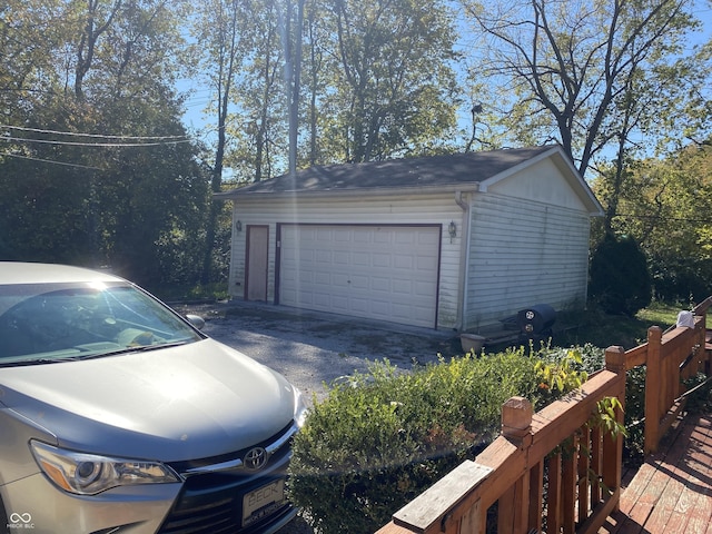 view of detached garage
