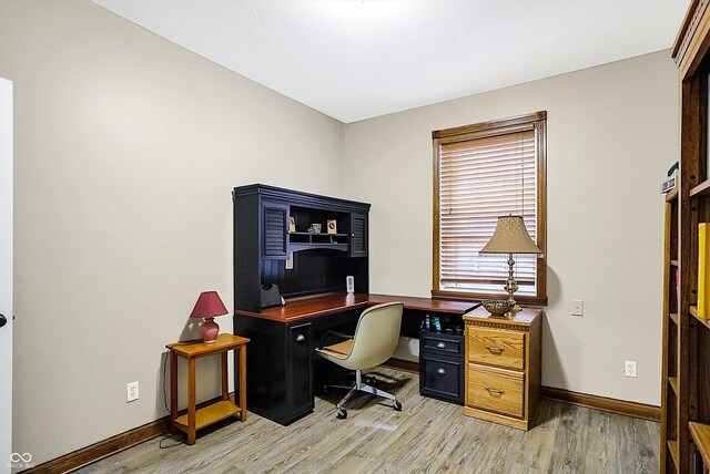 7178 Lockford N, Avon, IN 46123 - home office featuring baseboards and light wood finished floors