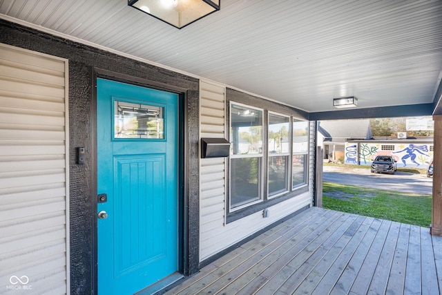 2221 E Michigan St, Indianapolis, IN 46201 - entrance to property with a porch
