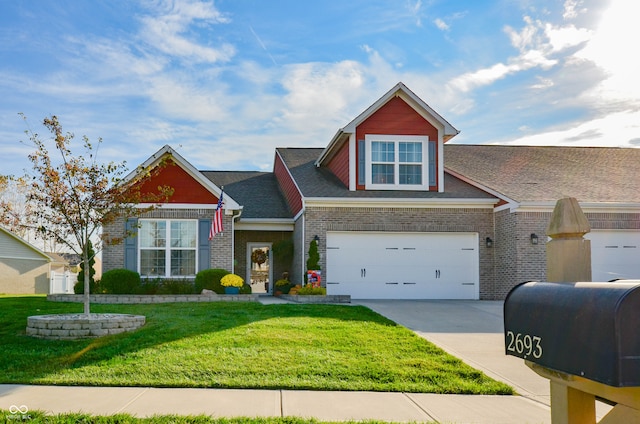 view of front facade featuring a garage and a front yard