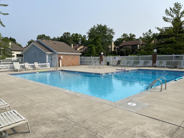 8168 Shorewalk Dr Unit A, Indianapolis, IN 46236 - pool featuring a patio area and fence