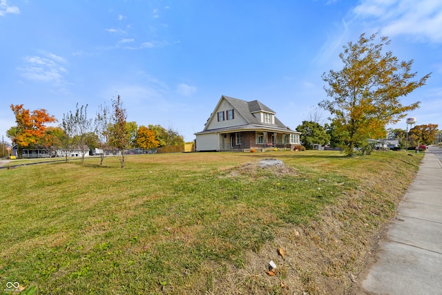 view of front of house with a front lawn