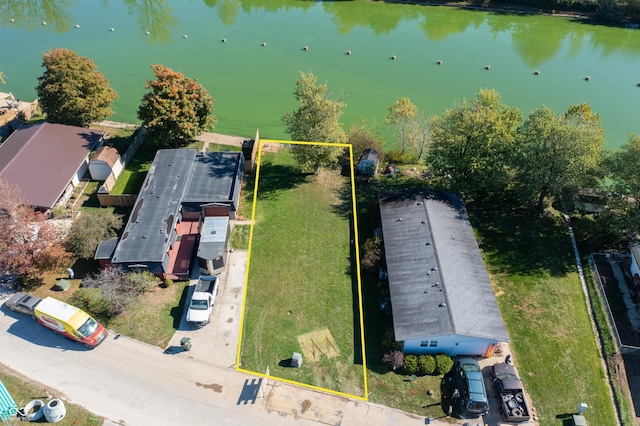 41 Fountain Lake Dr, Greenfield, IN 46140