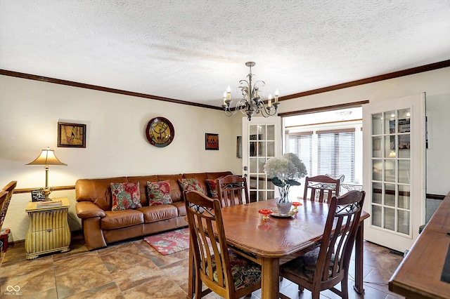 8530 Helmsman Cir, Indianapolis, IN 46256 - dining space featuring a chandelier, ornamental molding, and a textured ceiling