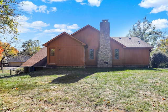 8530 Helmsman Cir, Indianapolis, IN 46256 - back of property with a chimney and roof with shingles