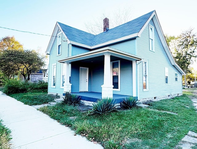 view of front of house with covered porch