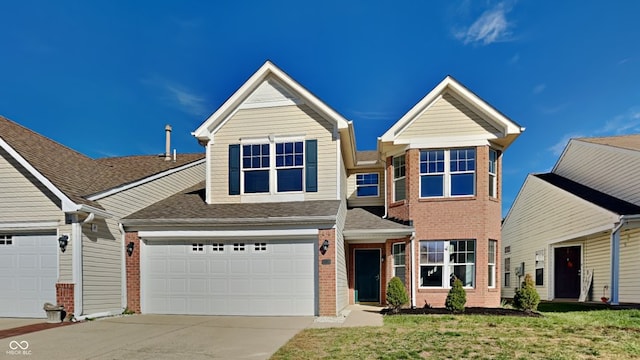 view of front of property featuring a front yard