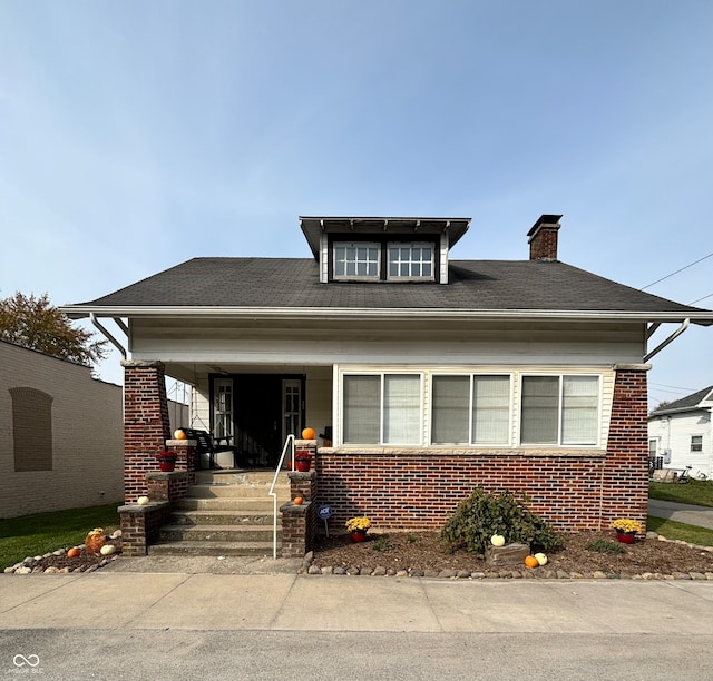 view of front of home with covered porch