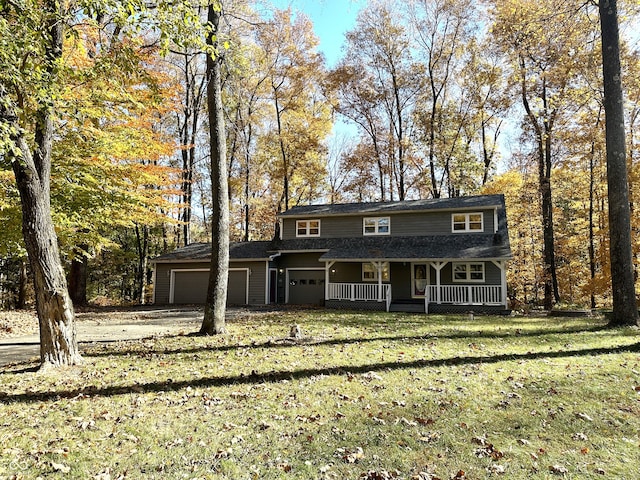 front of property featuring a porch and a front lawn