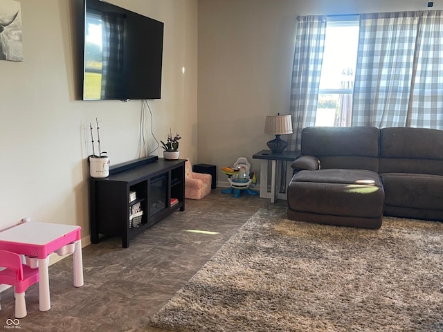 3503 W 100 N, Bargersville, IN 46106 - living room with baseboards