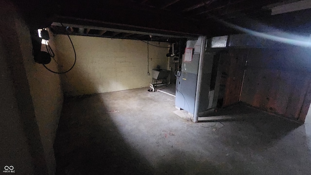 2620 Wicker Rd, Indianapolis, IN 46217 - basement featuring sink