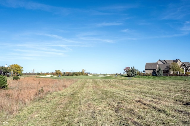 view of yard featuring a rural view