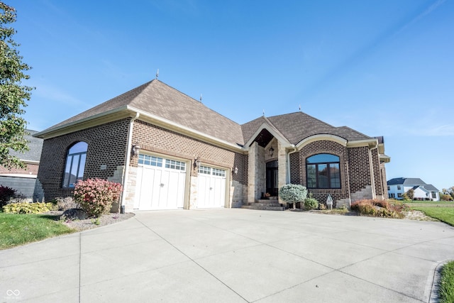 view of front of house featuring a garage