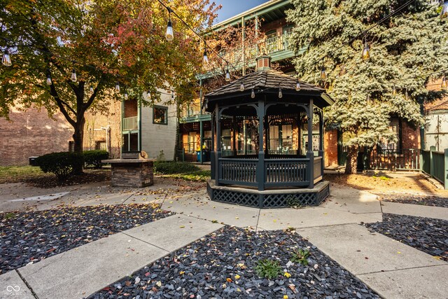 exterior space featuring a balcony